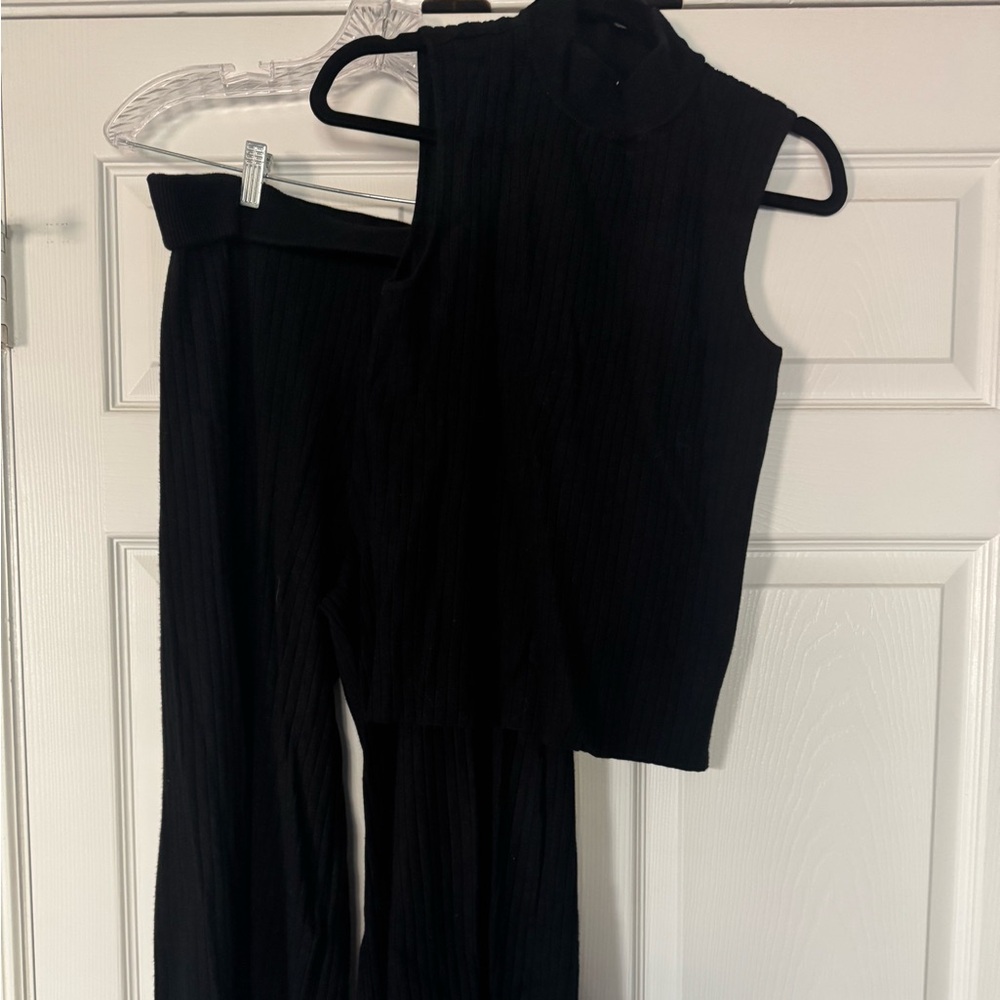 Marled Black Mock Neck Sweater Set